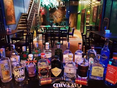 Diseñado tanto para viajes de negocios como de ocio, noob hostel está. 10 Bars in Penang for Every Type of Traveller - Holidify