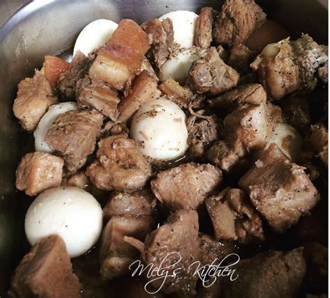 Perhaps the most famous dish in the filipino repertoire, chicken adobo has as many versions as there are cooks in the philippines. Pork Adobo With Egg - Mely's kitchen
