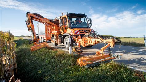 Alles, was du jetzt wissen musst. Universal-Motorgerät: Die Legende Unimog im vielfältigen ...