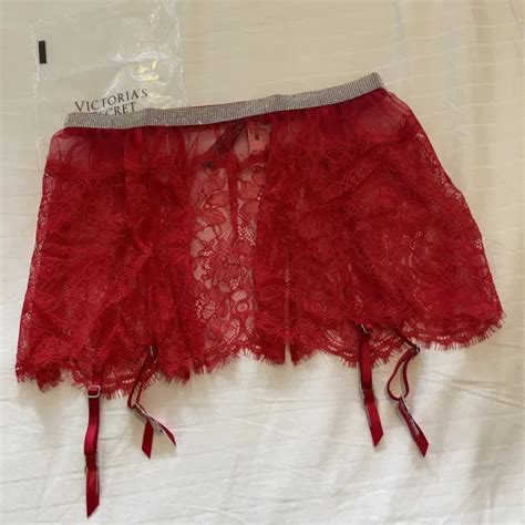 NWT VICTORIAS SECRET VERY SEXY Lace Skirt Shine Strap Garter Belt Red