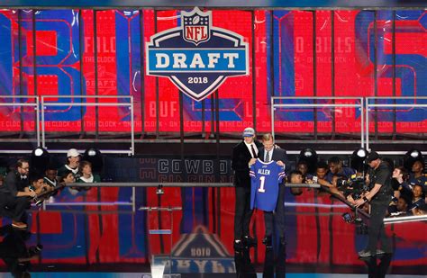 Buffalo Bills 7 Round Mock Draft Exclusively Picking Best Player Available