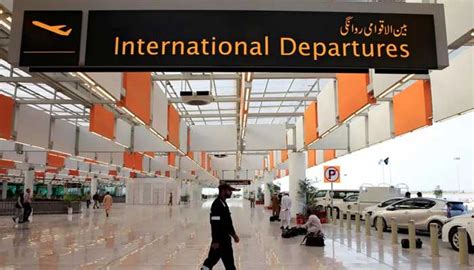 Govt To Outsource Three Major Airports To International Operators