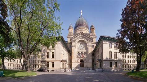 Quebec Colleges & Universities - CollegeTimes