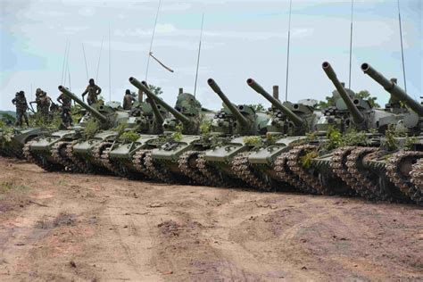 Angola Wants To Be The Us Ally Its Excess Soviet Weapons Can Help