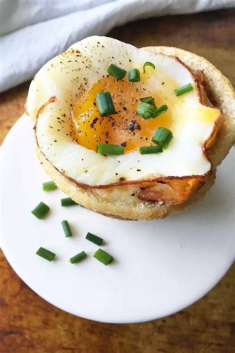 Breakfast Toast Cups With Bacon And Eggs Foodal Recipe Breakfast