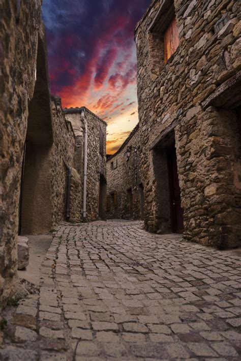 Grande dizionario italiano di gabrielli aldo dizionario della lingua italiana. Photograph Medieval Lines Sunset by Etienne Regis on 500px ...