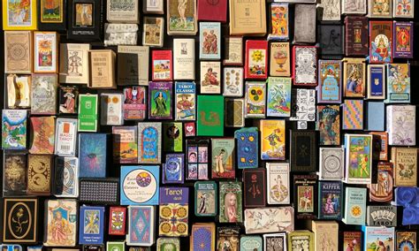 Reproduce the infinite value of the classic tarot. Where to buy tarot decks - Cartomantic