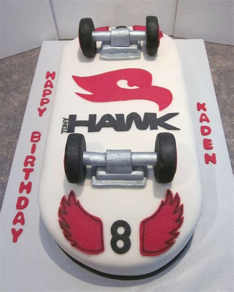 Pin By Megan Brown On Boys Birthday Party Ideas Skateboard Cake Cake