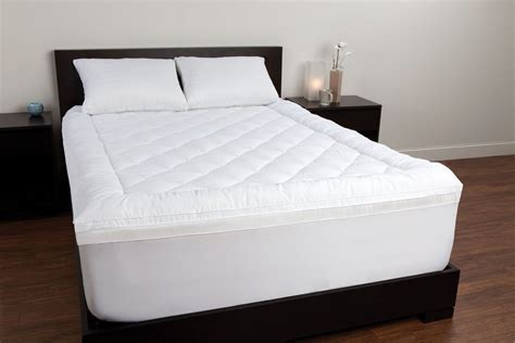 Best budget memory foam mattress topper: Full Pillow Top 2"+1" Memory Foam Topper at Gardner-White
