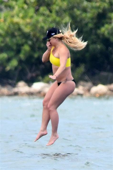 Britney Spears Wears A Yellow And Black Bikini While Enjoying A Day On A Yacht With Boyfriend