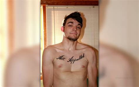 Pectus excavatum can cause both physical and psychological issues. Surgery for pectus excavatum | General center ...