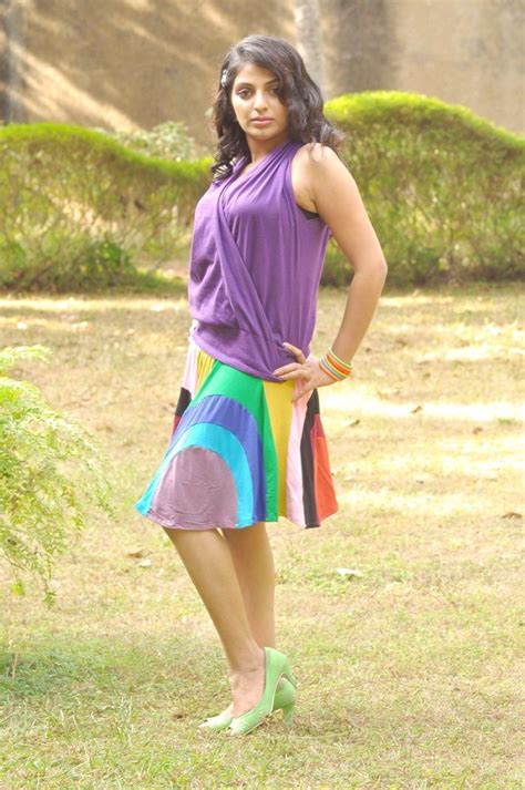 Malayalam Actress Mythili Hot Photos Mythili Stills Pictures New Movie Posters