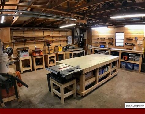 It used to be rented out, but isn't anymore. How to Create Your Own Garage Workshop | Woodworking shop ...