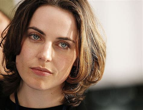 Hd Wallpaper Actresses Antje Traue Blue Eyes Woman Wallpaper Flare