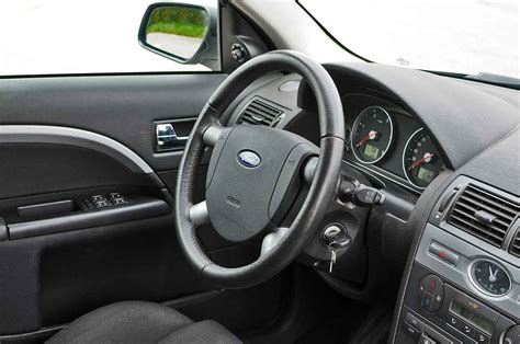 Ford Issues Recall Over Detaching Steering Wheels Dandd Auto Services