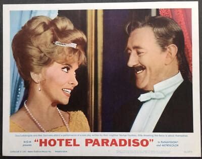 Close Up Of Alec Guinness Gina Lollobrigida Hotel Paradiso Org Lobby Card Picclick