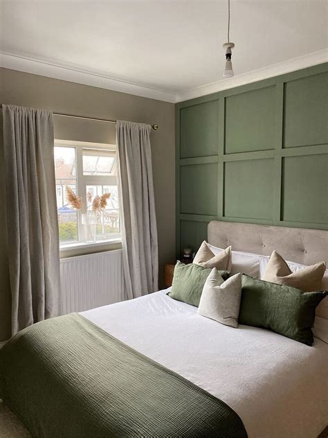 Olive Green Bedrooms Light Green Bedrooms Green And White Bedroom