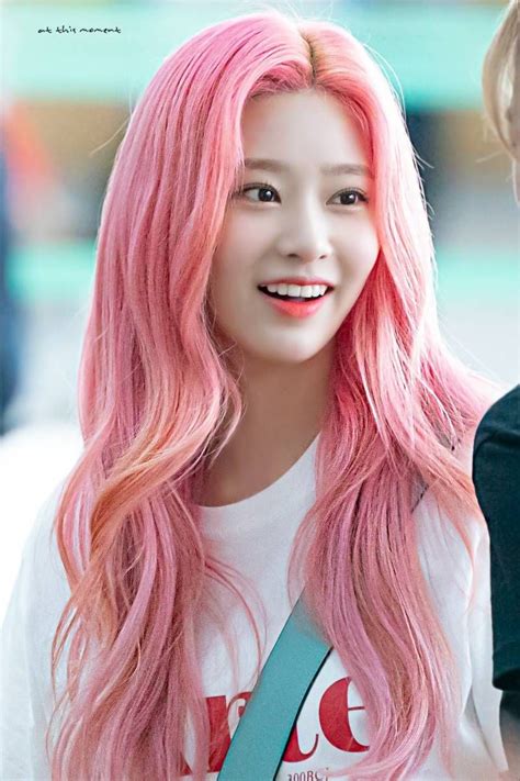 16 K Pop Idols Who Look Breathtakingly Pretty In Soft Pink Curly Hair Koreaboo