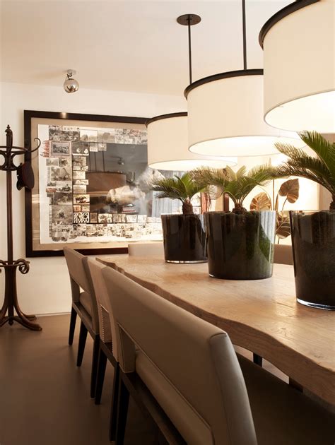 These beautiful dining rooms look like they belong in exotic places from bali to cuba to palm springs. 25 Tropical Dining Room Design Ideas - Decoration Love