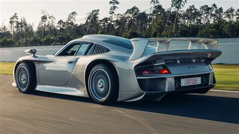 The Porsche 911 Gt1 A Mid Engined Racing Legend With Only 25 Units