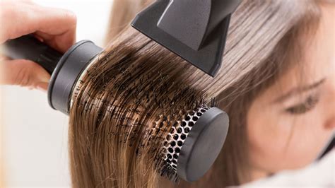 Hair Blowout Tips Save Time On Your Blowout With These Tips