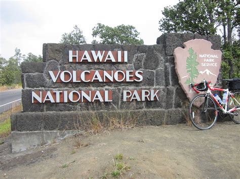 Hawaii Volcanoes National Park At The Big Island Hawaii Hawaii On A Map