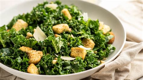 Simple Kale Caesar Salad Recipe