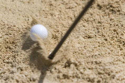 How To Stop Hitting The Ground Before Hitting The Golf Ball