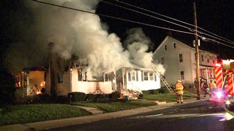 111512 Working Dwelling Fire Whitehall Pa Youtube