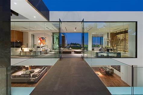 Amazing Tanager Way Mansion Overlooks Downtown Los Angeles 10