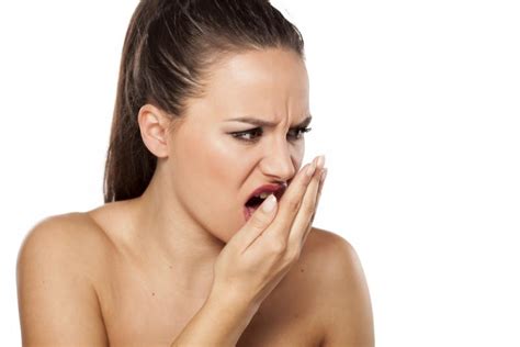 10 Signs And Symptoms Of Tonsillitis Rm Healthy