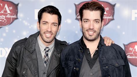 Watch Access Hollywood Interview Property Brothers Drew And Jonathan Scott Dish On Drew S Off