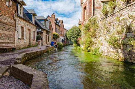 Les Plus Beaux Villages De Normandie La Tour Aux Crabes