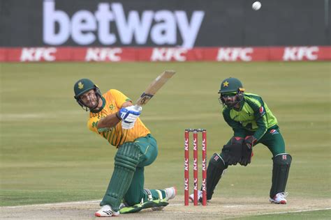 I just found out what janneman means in urdu. Babar brilliance floors Proteas in third T20 game | The ...