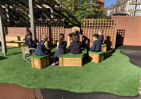 Playground Seating And Picnic Benches For Schools Pentagon Play