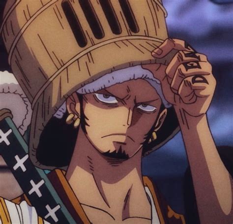 Airyuu On Pinterest One Piece Episode Trafalgar D Water Law Anime Onepiece