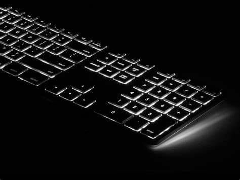 Matias Backlit Wireless Multi Pairing Keyboard For Pc Android Authority