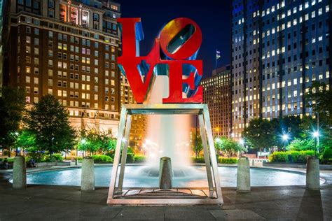 41041825 Love Park At Night In Center City Philadelphia