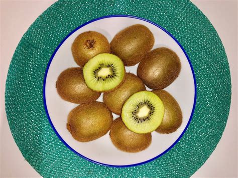 El Kiwi Las Propiedades Y Beneficios Que Esconde Esta Fruta