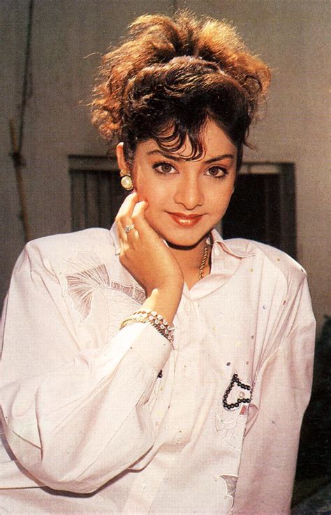 Divya Bharti Actress Photo Divya Saree Bharati Actress Indian Bharti