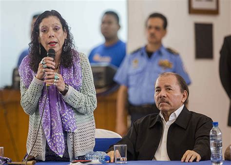 Rosario Murillo Se Solidariza Con Madres Que Han Perdido A Un Hijo