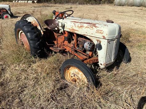 4849 Ford 8n Tractor Gavel Roads Online Auctions