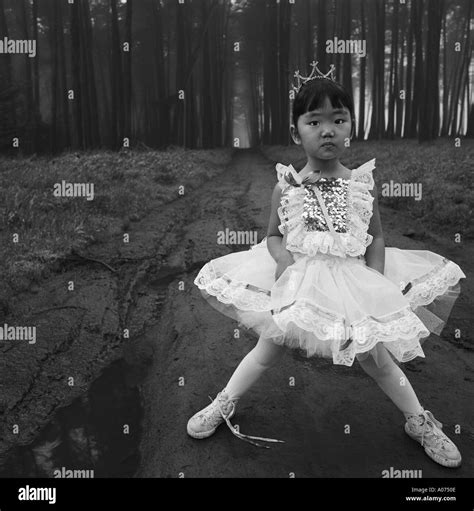 Bailando Chica Japonesa Fotografías E Imágenes De Alta Resolución Alamy