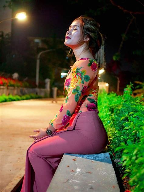 Pin By On Myanmar Beautiful Asian Model Girl Beautiful Thai Women