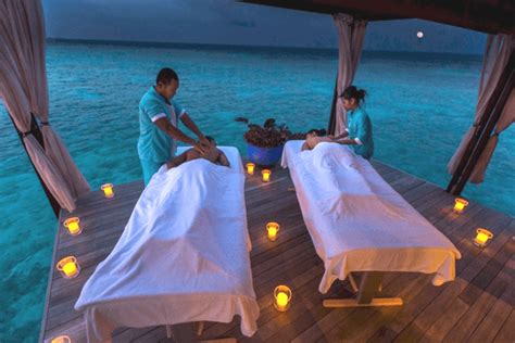 Best Islands In The Maldives For Honeymoon Couples