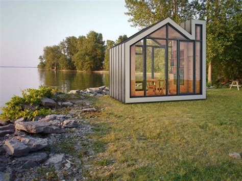 Prefab And Modern Bunkie Tiny House Concept