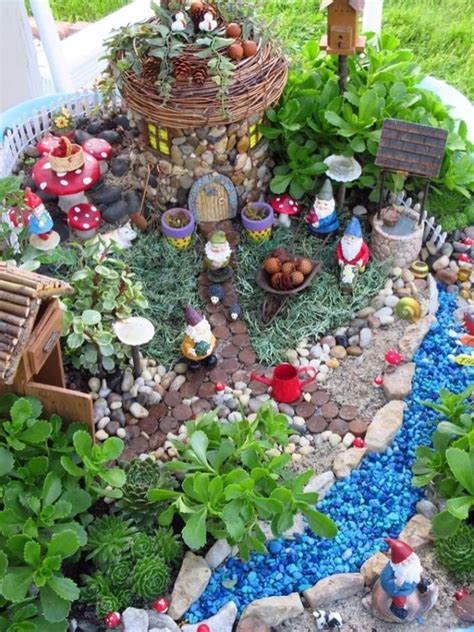 Lovely And Magical Miniature Fairy Garden Ideas 25 Fairy Garden Diy