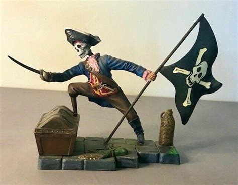 1972 Mpc Disney Pirates Of The Caribbean Hoist High The Jolly Roger Pro