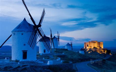 Spain Castilla La Mancha Windmills In Consuegra 2017 Bing Wallpaper