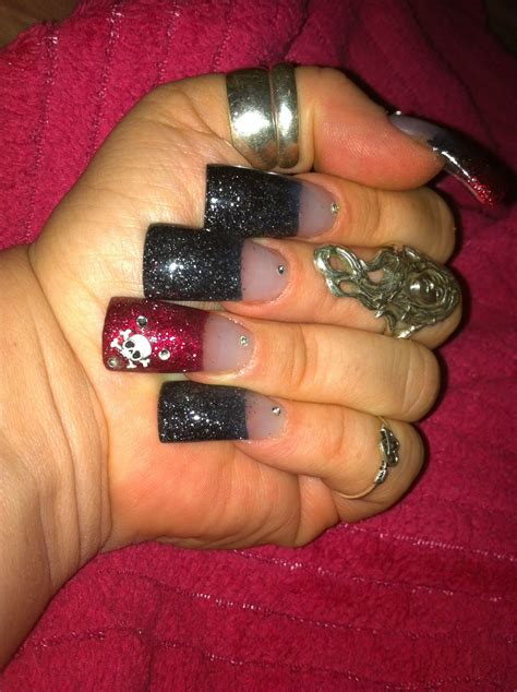 Flare Nails Pink And Black Glitter Acrylic Nails Flare Nails Flare